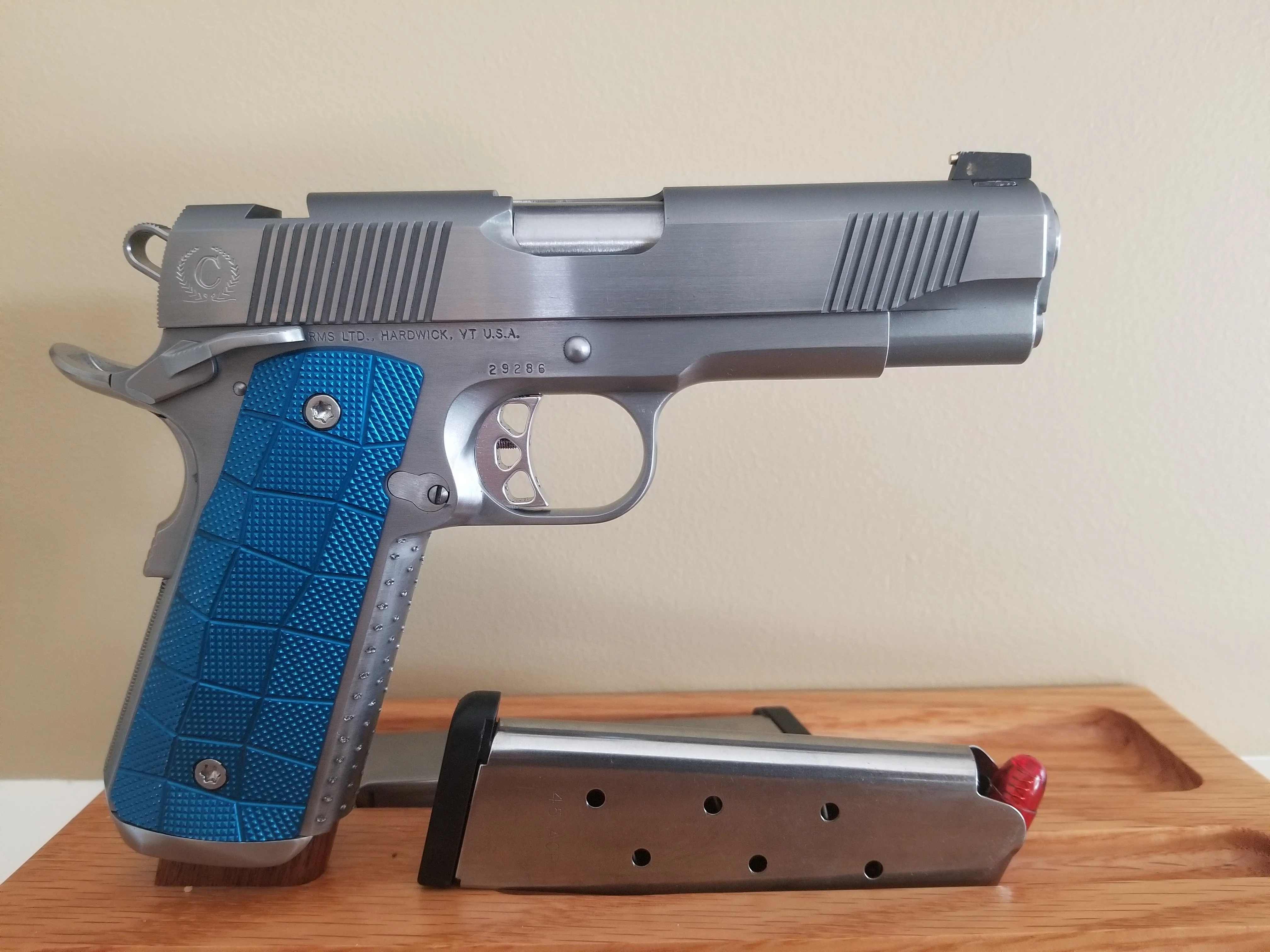 Commander2025-.webp Commander2025-.webp