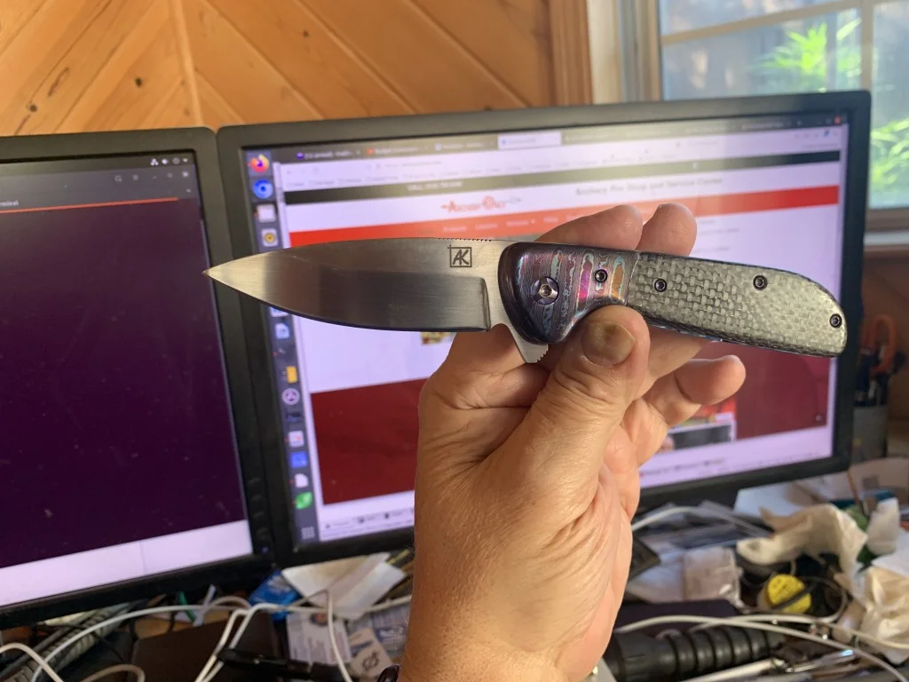alankritzman-handcrafted-knife-left.webp alankritzman-handcrafted-knife-left.webp